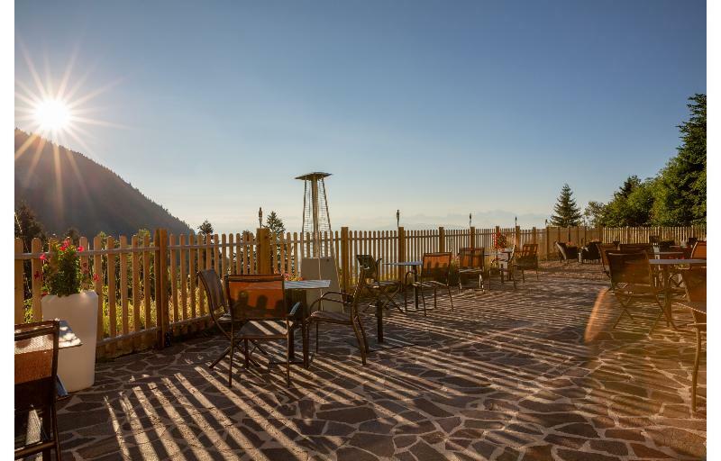 Chalet-Hotel La Chemenaz لي كونتامين مونتجوا المظهر الخارجي الصورة